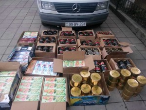 Gömrükçülər vaqondan qəlyan üçün tütün aşkarladılar - FOTO