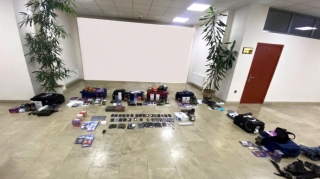 Qanunsuz yollarla gətirilən külli miqdarda mobil telefon aşkar edilib   - FOTO