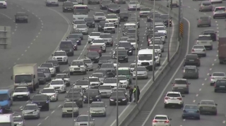Bakı-Sumqayıt şosesi və Ziya Bünyadov prospektində yol qəzaları tıxac yaradıb  - FOTO