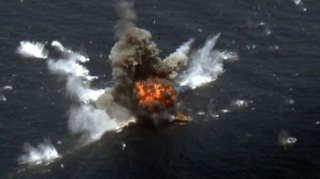 Son Dəqiqə:  İsrail gəmisi İran tərəfindən raket atəşinə tutulub