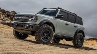 Лизинг Ford Bronco  обойдётся дешевле, чем Ford Bronco Sport   - ФОТО