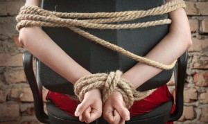 Bakıda adam oğurluğu - Maşına oturdub naməlum istiqamətə apardılar