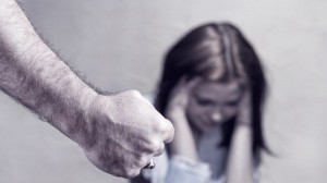 Bakıda qadını döyərək qulağında olan qızıl sırğanı aparan şəxsə hökm oxunub