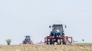 "Aqroservis" 6 milyon manatlıq texnika alır