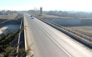 Toydan qayıdırdı, körpüdən çaya yıxıldı - Şəmkirdə