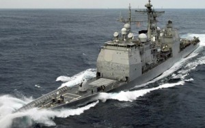 Amerika gəmisi İran gəmisinə xəbərdarlıq atəşi açdı