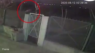 Sevgilisinin cəsədini torbaya qoyub xəndəyə atdı - VİDEO 