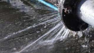 Nizami rayonunda su borusunda qəza baş verdi - VİDEO