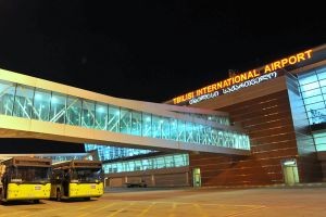 Tbilisi aeroportunun fəaliyyəti bərpa olunub