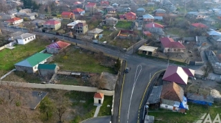 Qaxbaş kəndinin mərkəzi küçəsi əsaslı şəkildə yenidən qurulub  - VİDEO