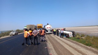 Biləsuvar rayonunda yük avtomobilləri aşdı - FOTO - VİDEO