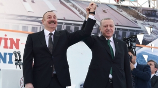 Prezidentlər bu gün Naxçıvana gedən kəmərin açılışını edəcəklər 