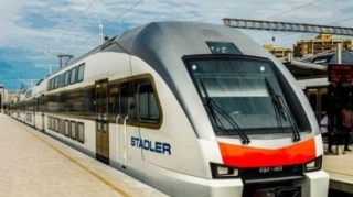 Sərnişinlər Gəncə-Bakı qatarının hərəkət qrafikindən narazıdır  - VİDEO