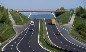 Rustavi-Qırmızı Körpü avtomobil yolu təmir olunacaq