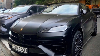 Ramiz Mehdiyevin nəvəsi Bakıda 630 min manatlıq maşınla gəzir - VİDEO 