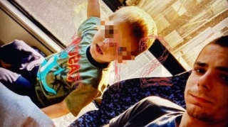 Rusiyada DƏHŞƏT:  Kişi üç yaşlı uşağını beşinci mərtəbədən yerə atdı  - FOTO - VİDEO