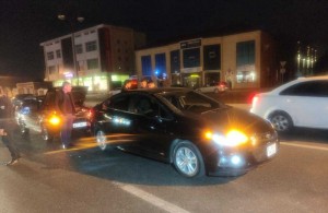 Babək prospektində iki avtomobil toqquşdu - FOTO