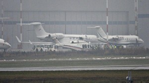 Təyyarə ilə helikopter toqquşub: 3 ölü