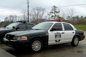 Sinaqoqda atışma: 8 ölü