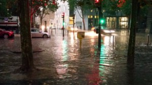 Leysan yağışlar yağdı: metro və küçələri su basıb - VİDEO