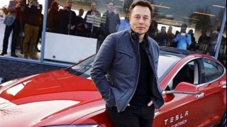 İlon Mask Los-Ancelesdə daha 4 evini satışa çıxardı; 62,5 milyon dollara 