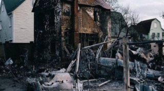 Rusiyada hərbi təyyarə evin üzərinə düşüb, iki pilot ölüb    - VİDEO - YENİLƏNİB