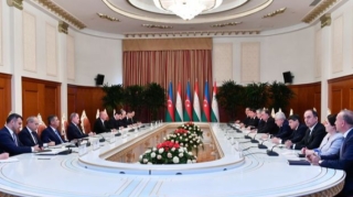 Azərbaycan və Tacikistan prezidentlərinin geniş tərkibdə görüşü olub 