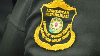 Rüşvətlə 11 şəxsi əsgərlikdən yayındıranlardan biri həbs edildi, digəri işdən çıxarıldı 