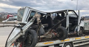 Əyləci xarab olan traktor mini avtobusa çırpıldı: 5 yaralı - VİDEO