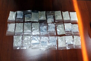 Dubaydan gələn şəxsdən 400 qrama yaxın brilyant qaşı aşkarlandı – FOTO + VİDEO