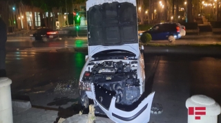 Bakıda avtomobil aşıb, 4 nəfər xəsarət alıb  - FOTO