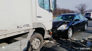 Oğuzda "Mercedes" "Nissan"la toqquşdu: xəsarət alan var - FOTO