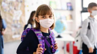 Fransada uşaqlar üçün maska ​​taxmaq məcburi olacaq