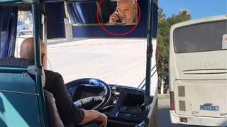 Sükan arxasında telefonla danışan avtobus sürücüsü CƏZALANDIRILDI - FOTO - VİDEO 