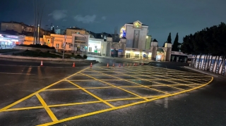 В Баку на оживлённом перекрёстке внедрили "вафельницу" - ФОТО 