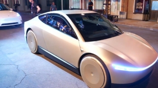 Илон Маск:  К концу года роботакси Tesla охватит половину населения США