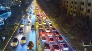 Bakıda piyada vuruldu, yolda sıxlıq yarandı – FOTO 