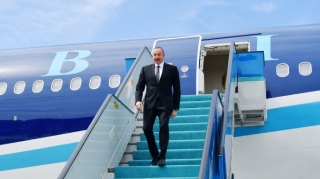 İlham Əliyev Özbəkistanda səfərdədir 