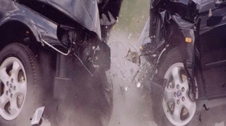 Ordubadda "Mercedes"lə "VAZ" toqquşdu - Ata və oğlu öldü 