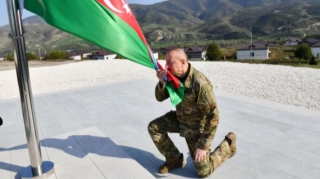 Prezident Xocalıda və Əsgəranda bayrağımızı ucaltdı  - FOTO - YENİLƏNİB