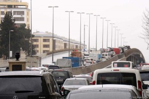 Bakıda işıqforlarda "yaşıl dalğa" tətbiq ediləcək