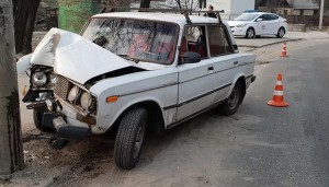 Avtomobilin dirəyə çırpıldı:  2 ölü - Ucarda