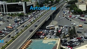 "20 yanvar"ın bitməyən problemi: yol polisi və BNA hərəkətə keçdi - VİDEO