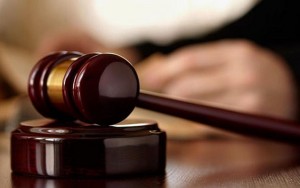 Təyyarədə xuliqanlıq edən azərbaycanlıya 2 il iş verildi