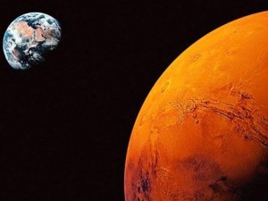 NASA komik astronavt axtarır