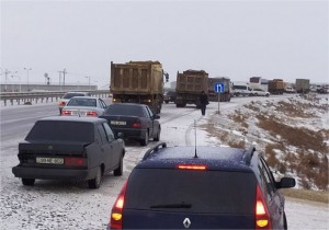 Qar Bakı-Quba yolunda hərəkəti iflic etdi  - VİDEO