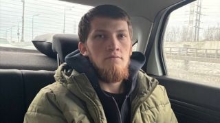 MMA döyüşçüsü sevgilisini vəhşicəsinə döydü, 2 aylıq cəza aldı - FOTO 