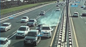 Bakıda dəhşətli qəza anı: "Mercedes" ara məsafəsini düzgün seçmədi və... - VİDEOxəbər