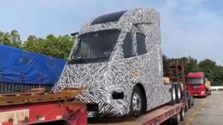 Çinlilər Teslanın bu modelini istehsala başlamadan “kopyaladılar”