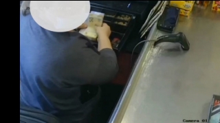 Женщина-кассир арестована по подозрению в присвоении около полумиллиона манатов - ОБНОВЛЕНО  - ВИДЕО